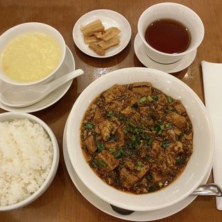 麻婆豆腐ランチ(新橋亭)