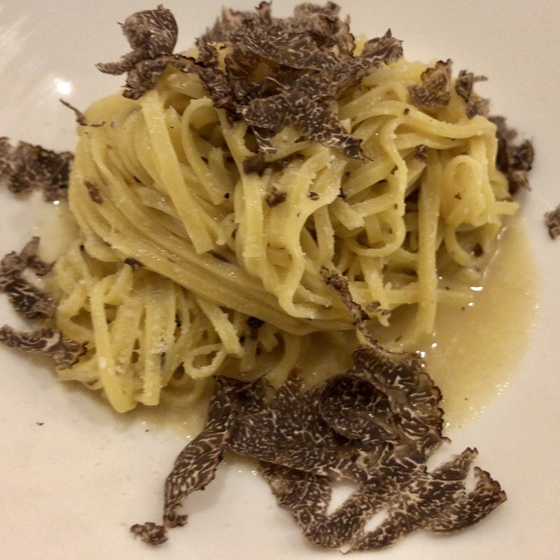 黒トリュフのパスタ(Cosmologia)