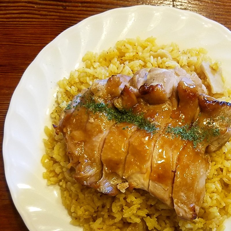 照焼風チキンとホットライス(ラ・タベルナ )