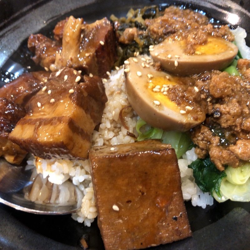 ルーロー飯(台湾食堂)