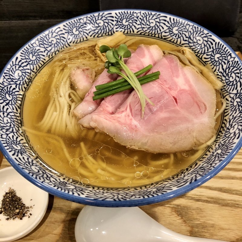 鶏塩そば＋チャーシュー2枚(坂本02)