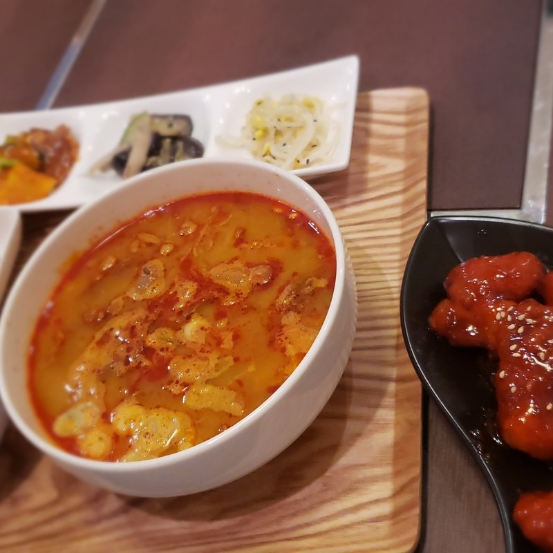 ユッケジャン定食(イム)