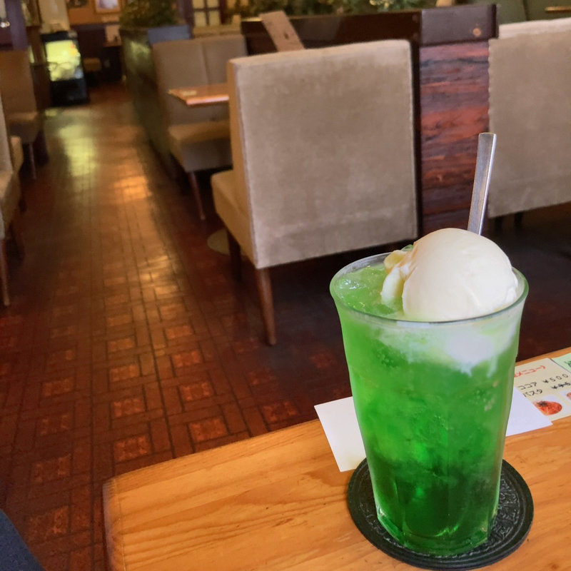 クリームソーダ (茶房田園)