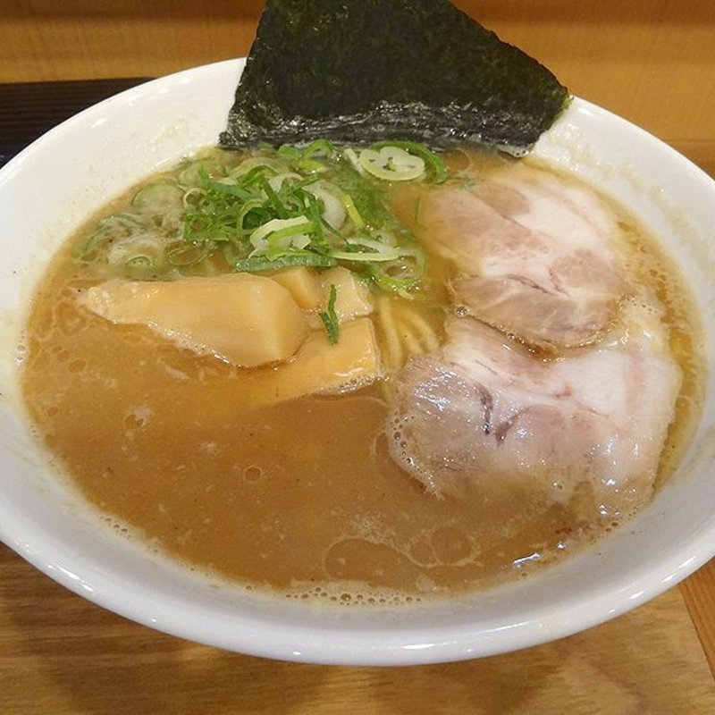 魚介系ラーメン(馳走亭)