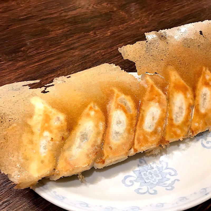 焼き餃子(典満餃子 （テンマンギョウザ）)