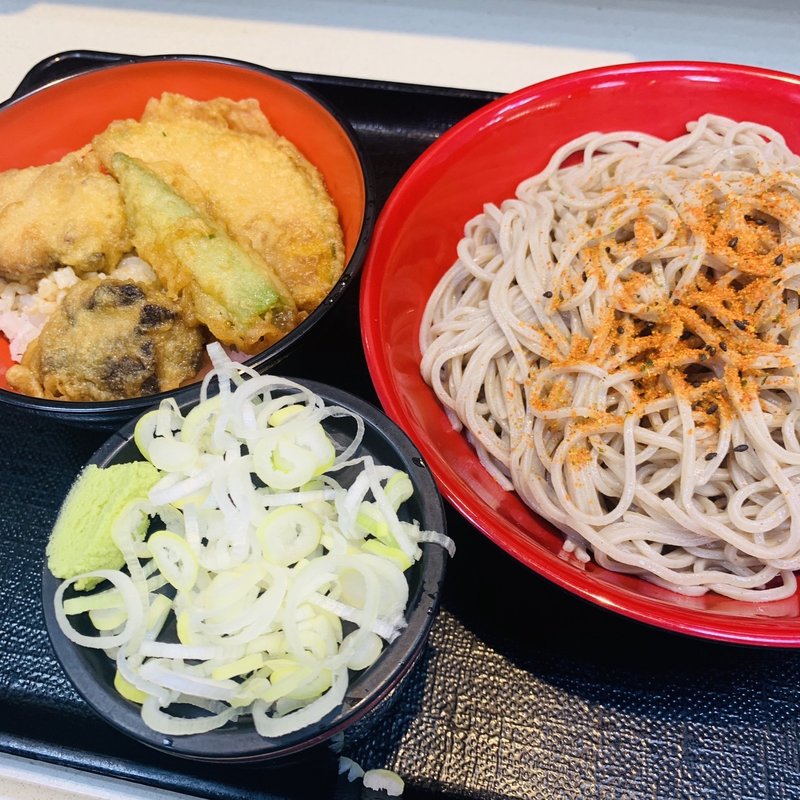 かしわ天丼そばセット(名代 富士そば 御徒町駅前店 )