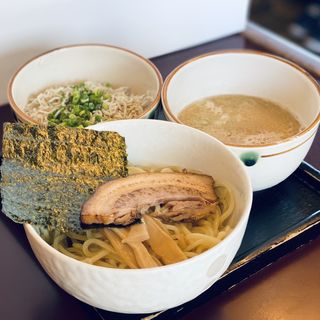 醤油つけ麺(らぁめん居酒屋　龍音)