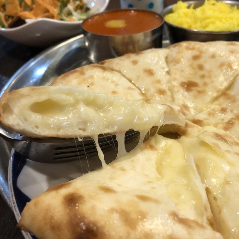 チーズナン(インパール 東別院店)