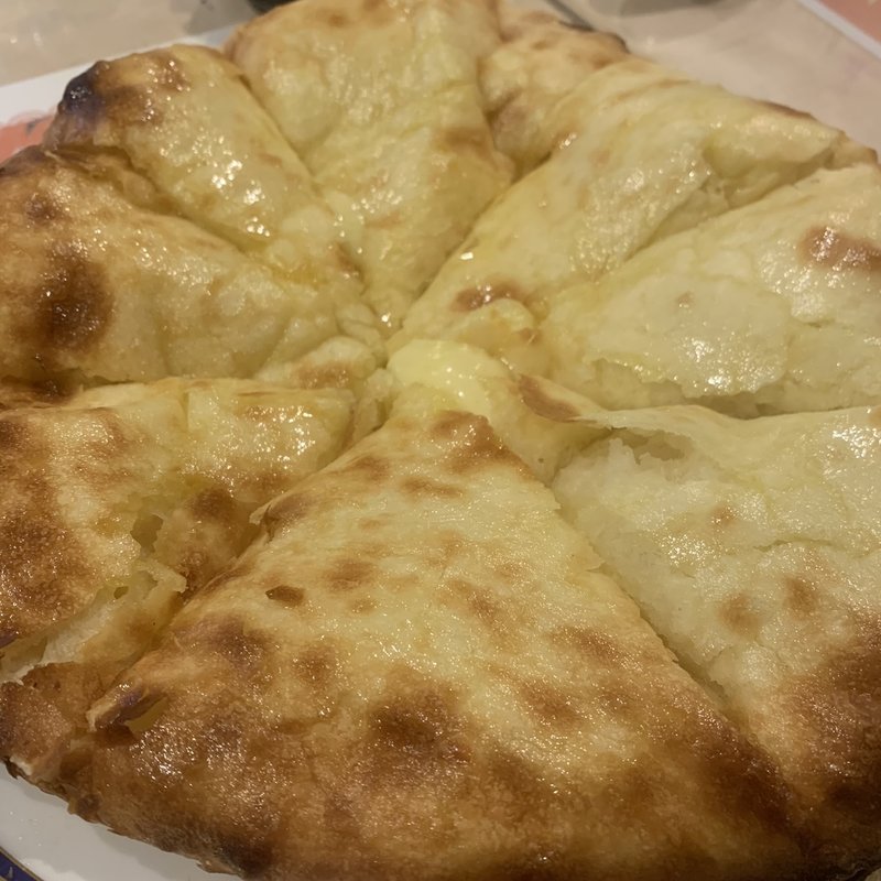 チーズナン(ダウラギリ 諸の木店 （DHAULAGIRI）)