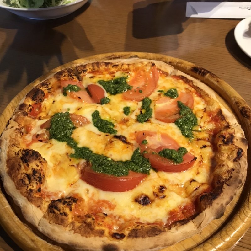 ピザ(ピッコロ ピアット （Piccolo Piatto）)