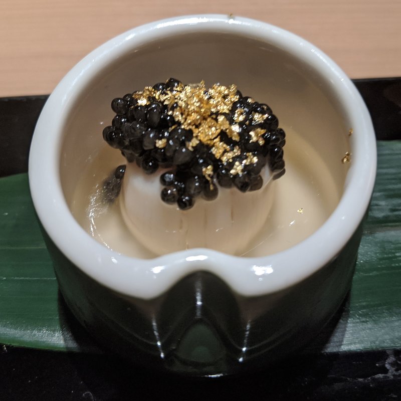 ホタテのあんかけキャビアのせ(しゃぶしゃぶ九)