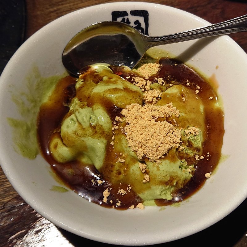 名物 牛角アイス（バニラ抹茶）(牛角 蒲田店)