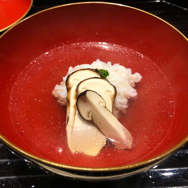 松茸と鱧のお椀(あき山)