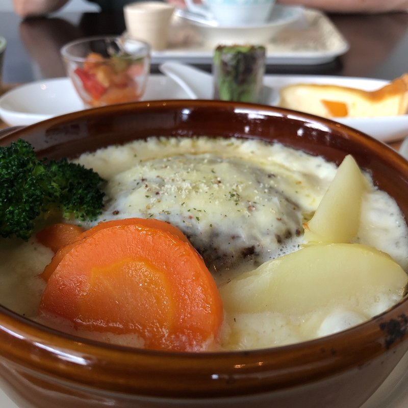 ハンバーグ(AGATHA （アガサ）)