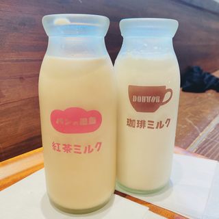 紅茶ミルク(パンの田島　浅草ROX店)