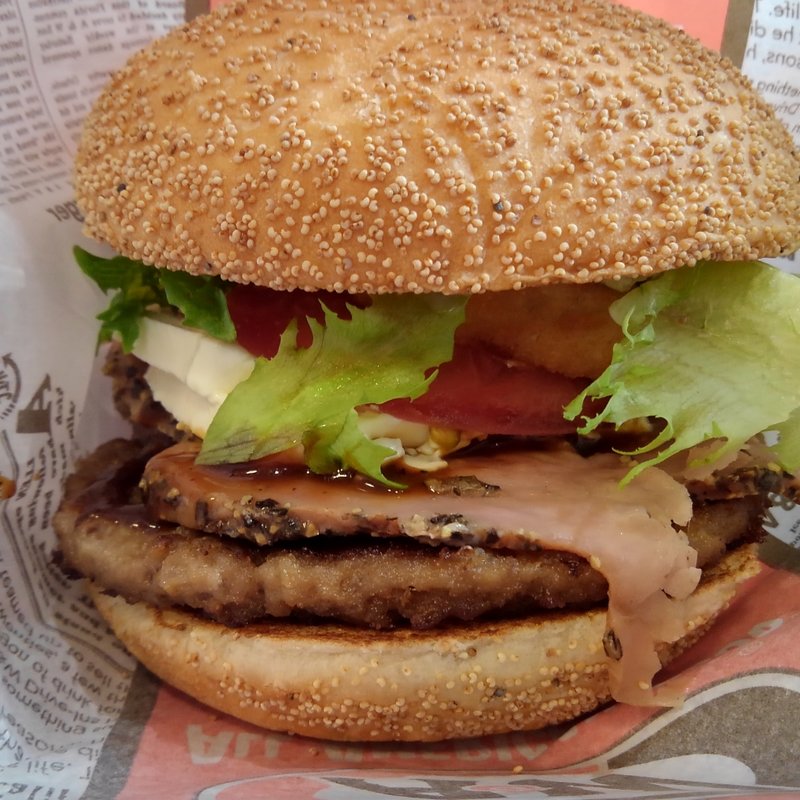 ザA&Wバーガー(Ａ＆Ｗ 名護店 （エイアンドダブリュ）)