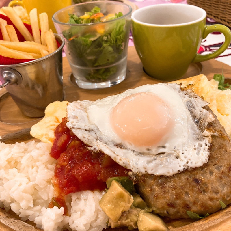 ロコモコハンバーグオムレツプレート(EGG & SPUMA （エッグアンドスプーマ）)