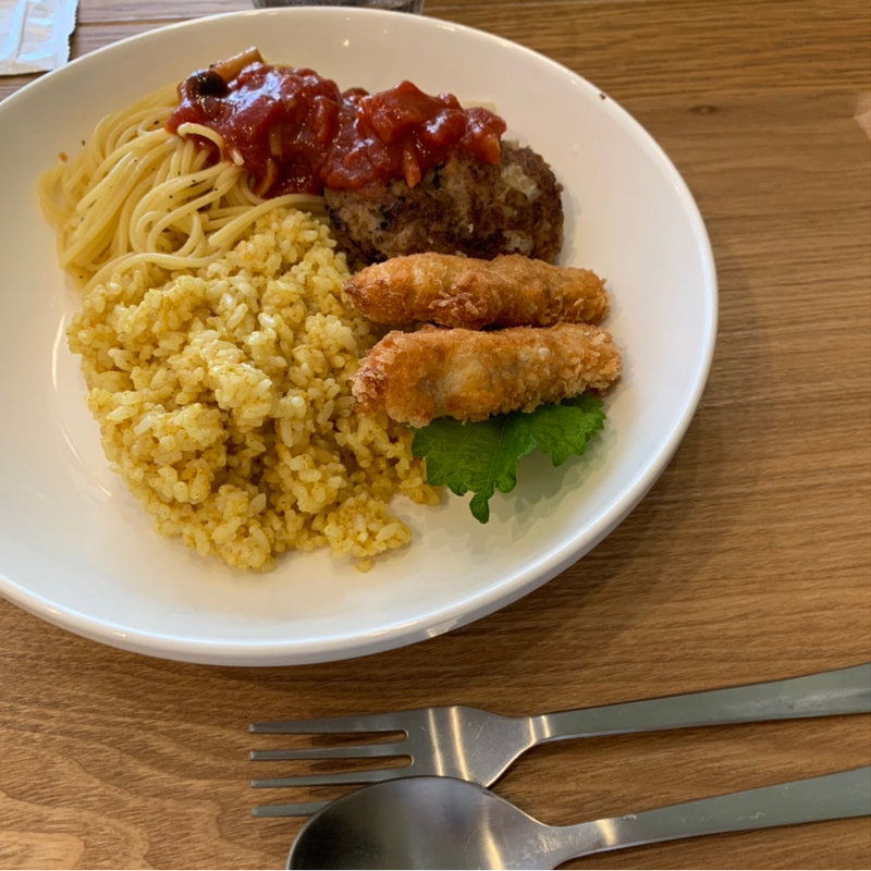 トルコライス(雨あがりの虹)