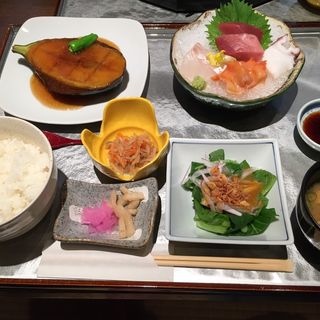 日替御膳(銀扇)