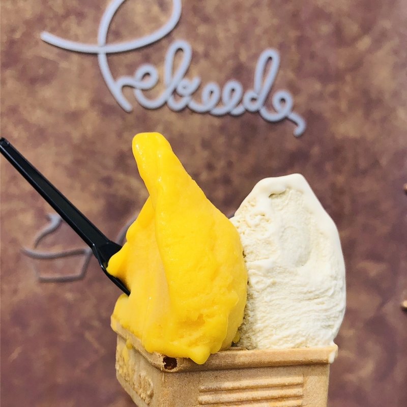 マンゴーとピスタチオ(円山ジェラート 美しが丘TSUTAYA店)