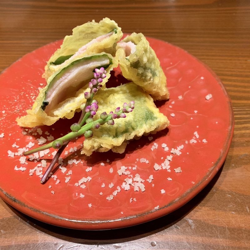 湯葉とチーズ天ぷら(おばんざいと純洋食 アイサニ)