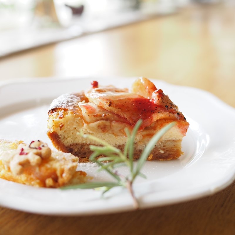 白桃のタルト(タルトメッセ)