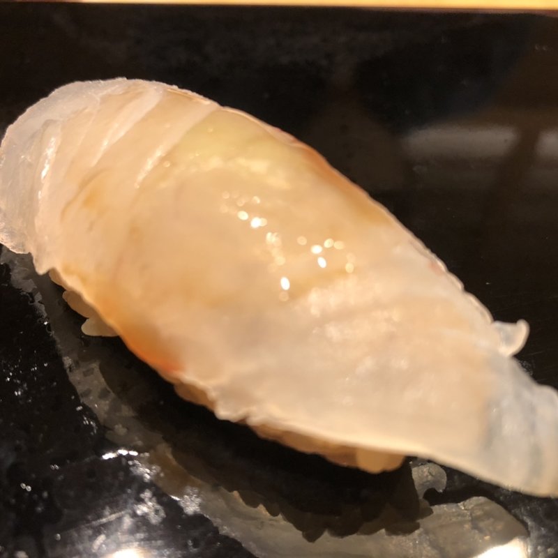 鯛の昆布締め(鮨 竜介)