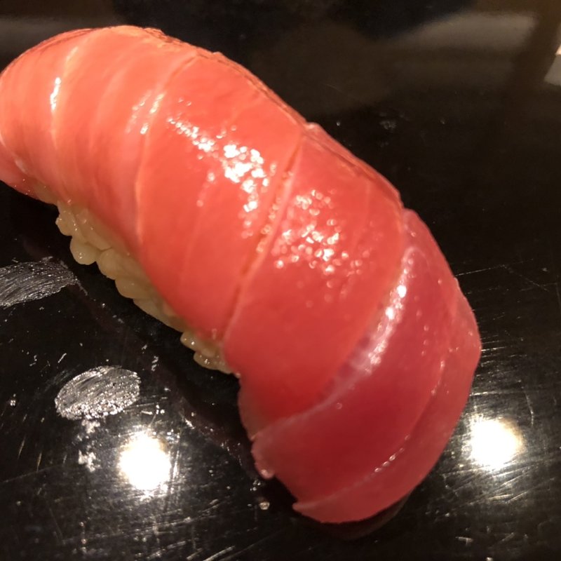 大間本鮪中トロ(鮨 竜介)