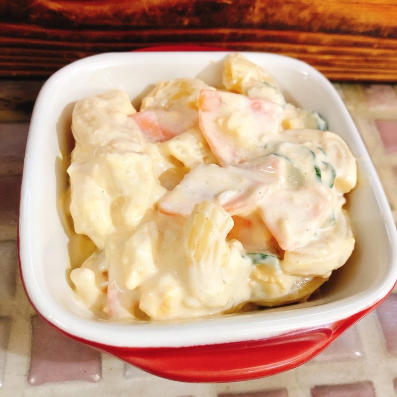 マカロニサラダ(よってけ)