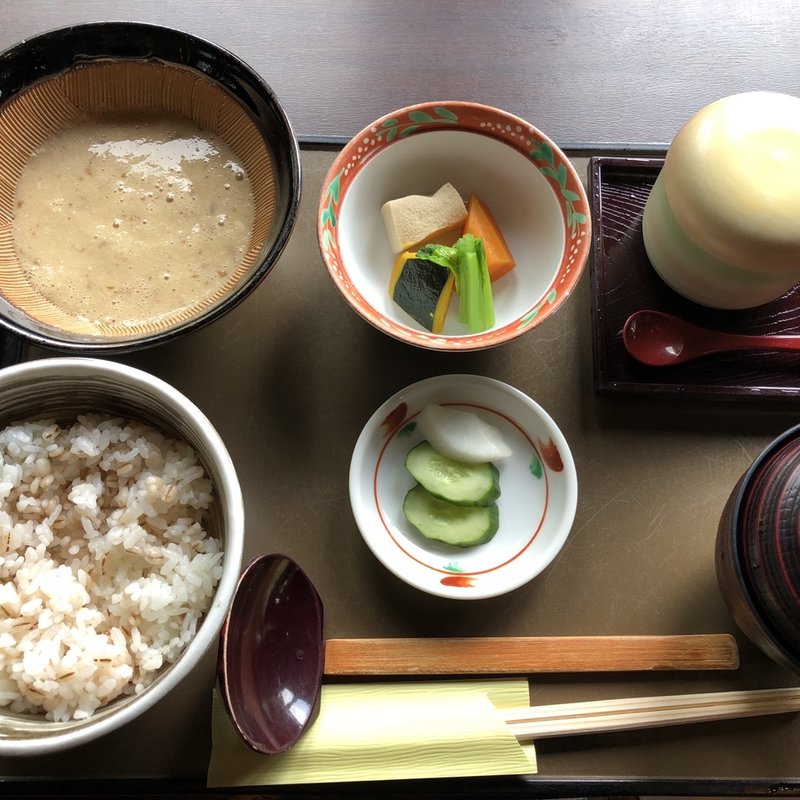 (まつぼっくり )