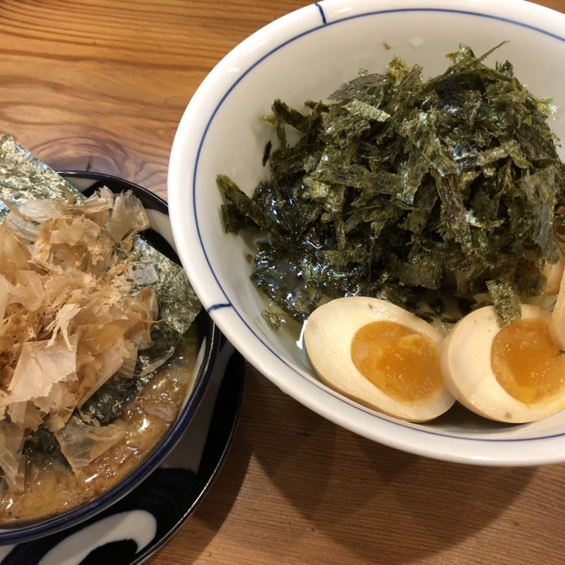 大阪のりのりつけ麺(別邸三く 豚骨らーめん真真)