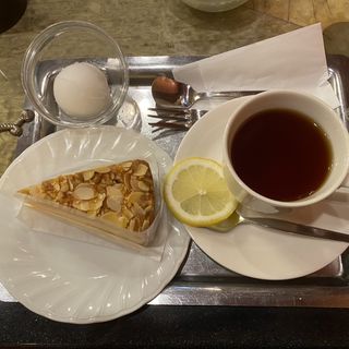 (ローヤル)