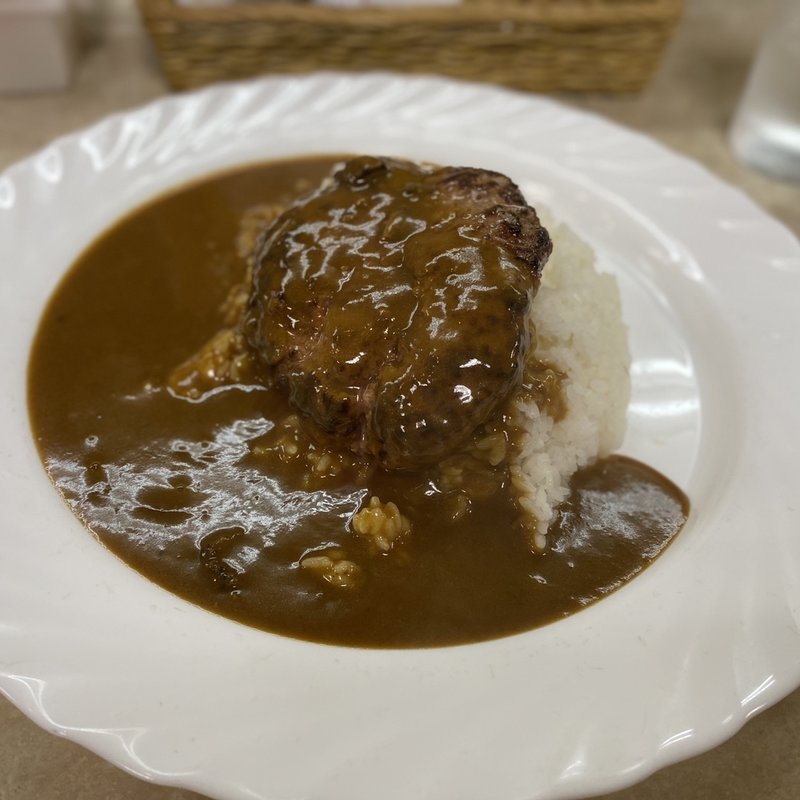 ハンバーグカレー(ティーアンドエー 今里西店 （T&A）)
