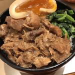 魯肉飯(麺 紡木)