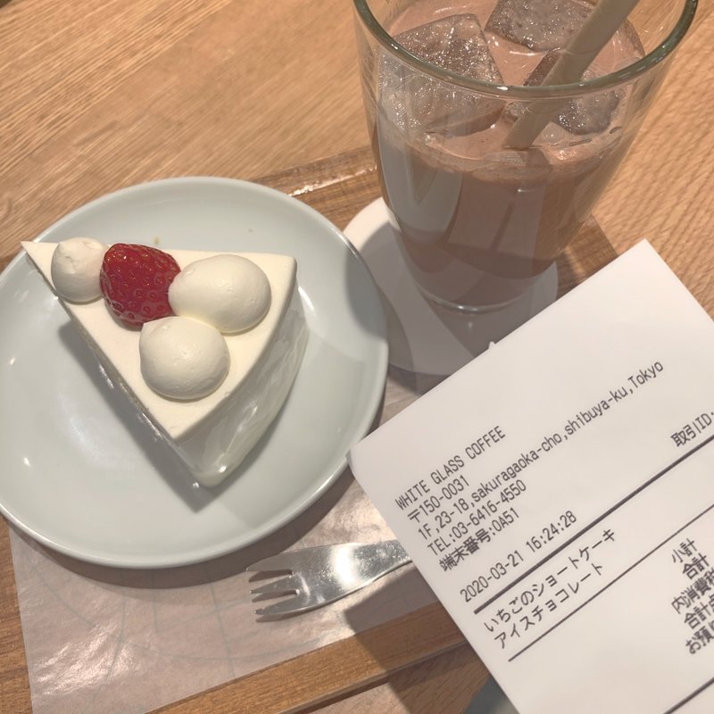 とちおとめショートケーキ(WHITE GLASS COFFEE)