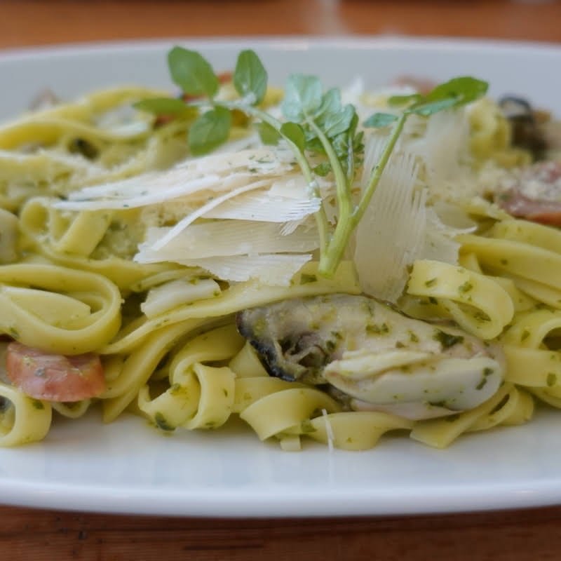 牡蠣のジェノベーゼ(クリスタルテラス )