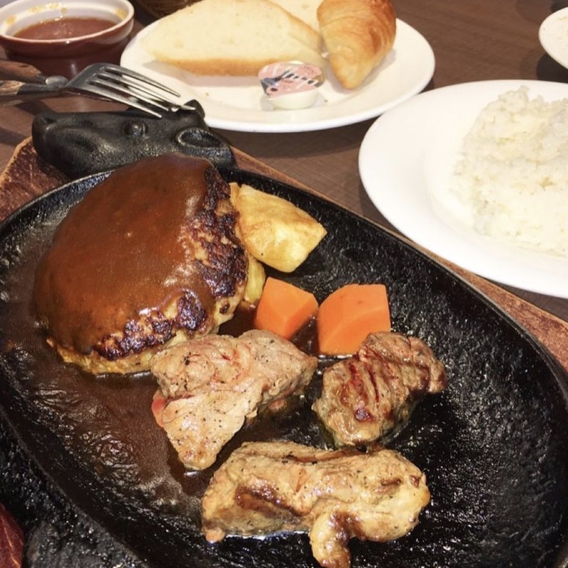 (ステーキハウス フォルクス 柏店)