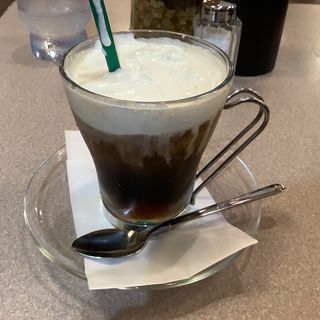 ウィンナーコーヒー(エビアン 東一店 )