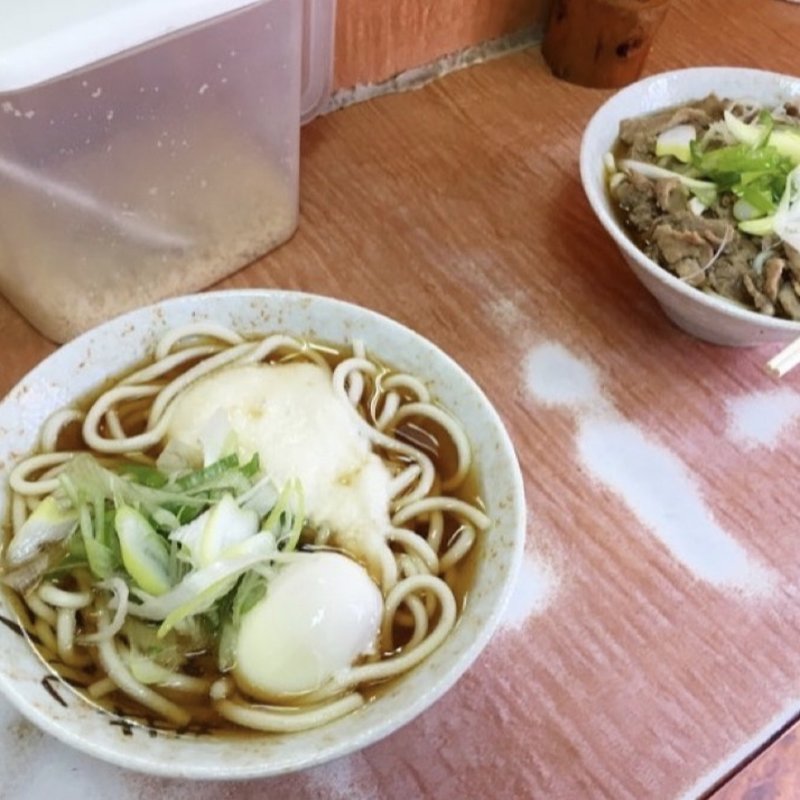 とろろうどん(肉そば・肉うどん 南天 本店)