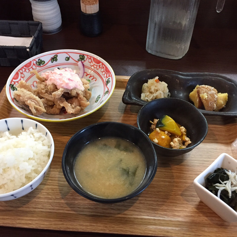 Aランチ(魚と日本のお酒　むく )