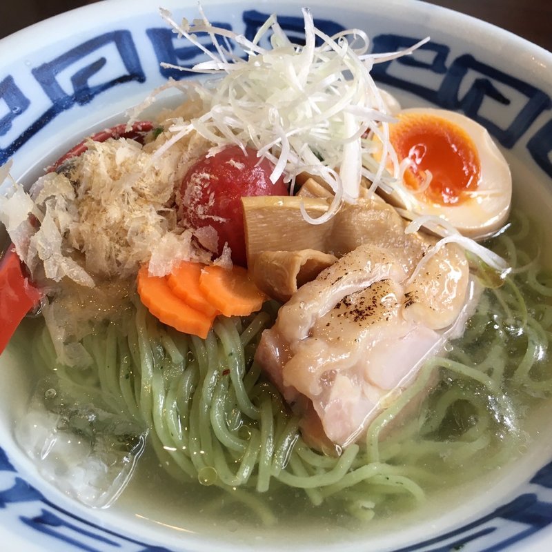鶏花冷やしらーめん味玉(麺屋 ゆうすけ)