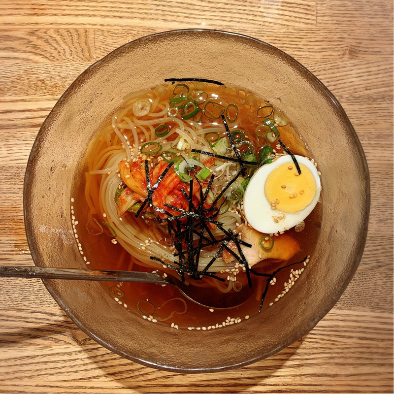 冷麺(青葉台ホルモン　三百屋 )