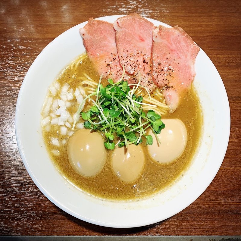 濃厚烏賊煮干中華そば(ねむ瑠 )