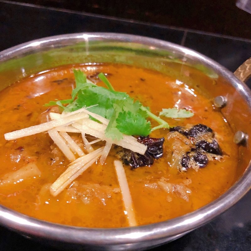 ウーロン豚咖喱(香料料理 咖喱 酒 牧谿 | もっけい)