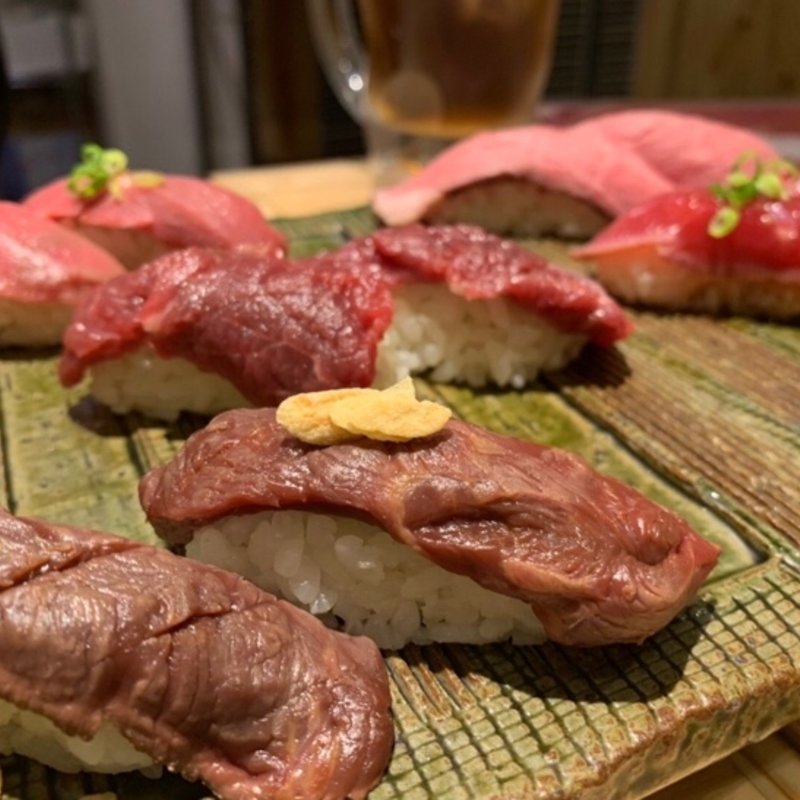 (池袋東口　肉寿司)