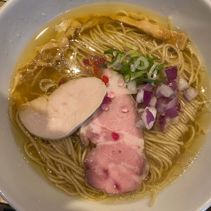 鯛ラーメン 塩(Noodles Kitchen GUNNERS)