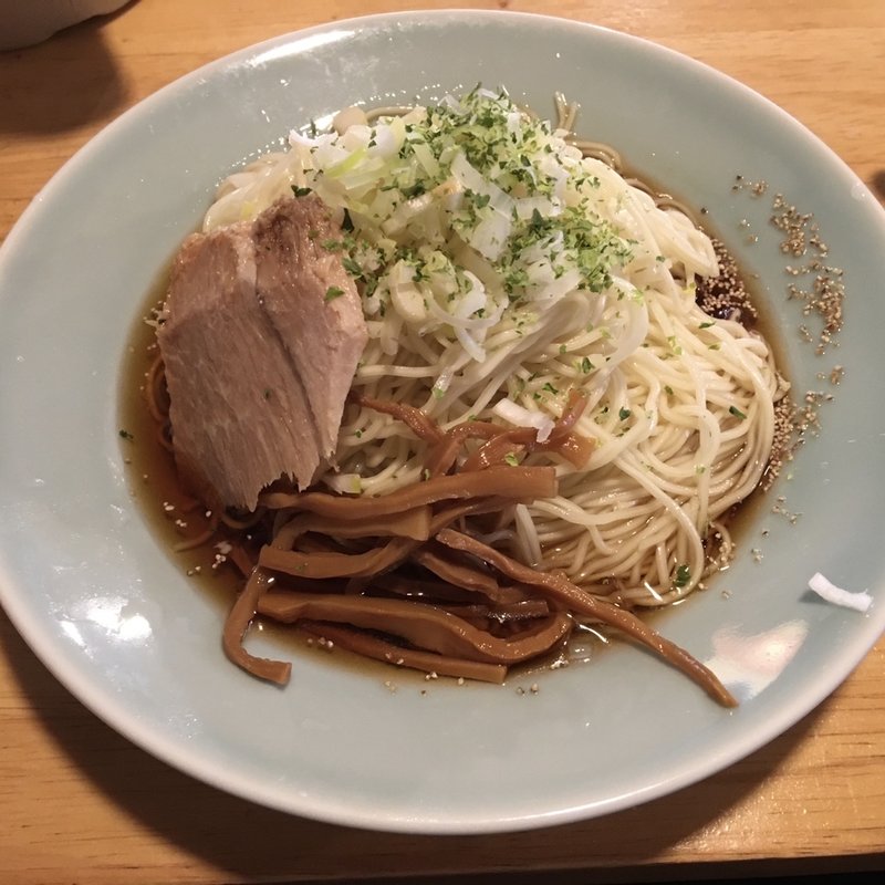 冷やし中華(思 （オモ）)