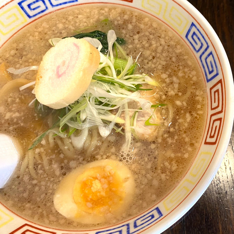 太麺背脂ラーメン(いせのじょう)