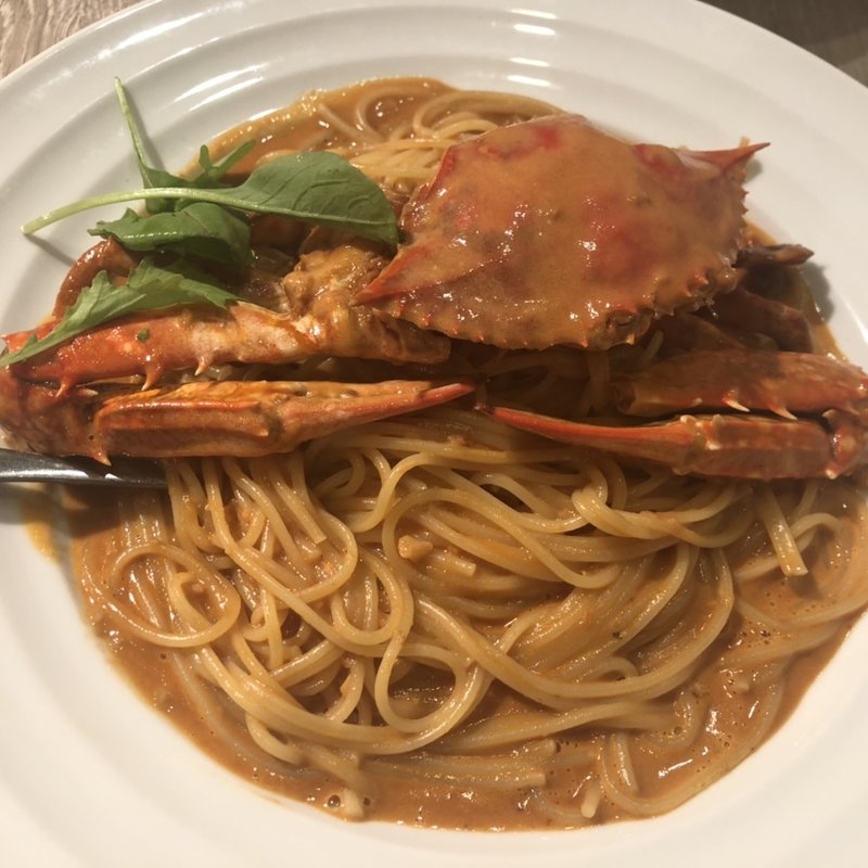 渡り蟹のトマトクリームソース(タパス&タパス グランデュオ蒲田店)