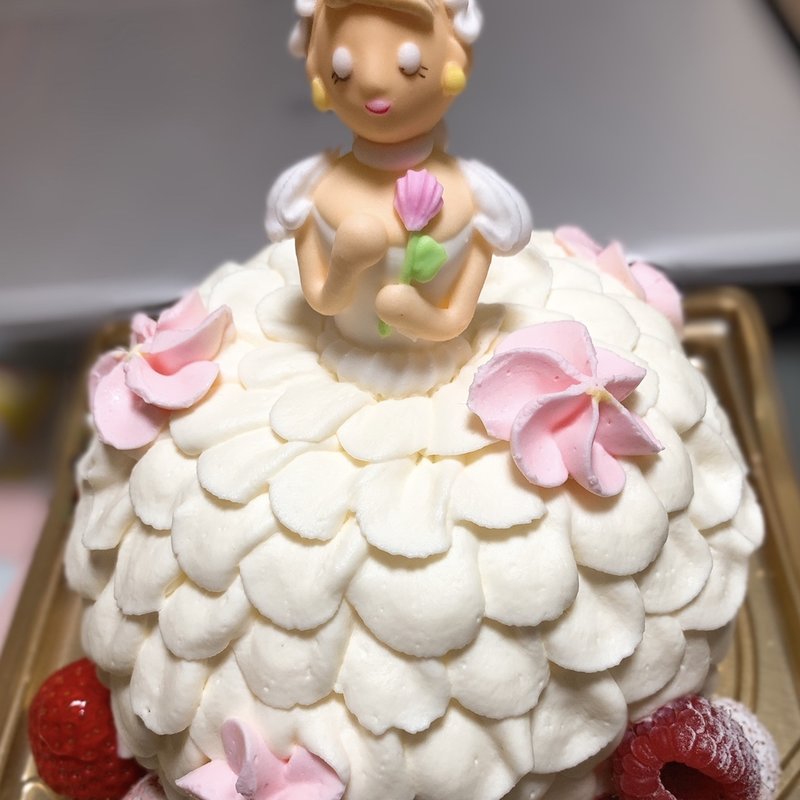 スイートレディホワイト13㎝(ロリオリ３６５ｂｙアニバーサリー伊勢丹店)